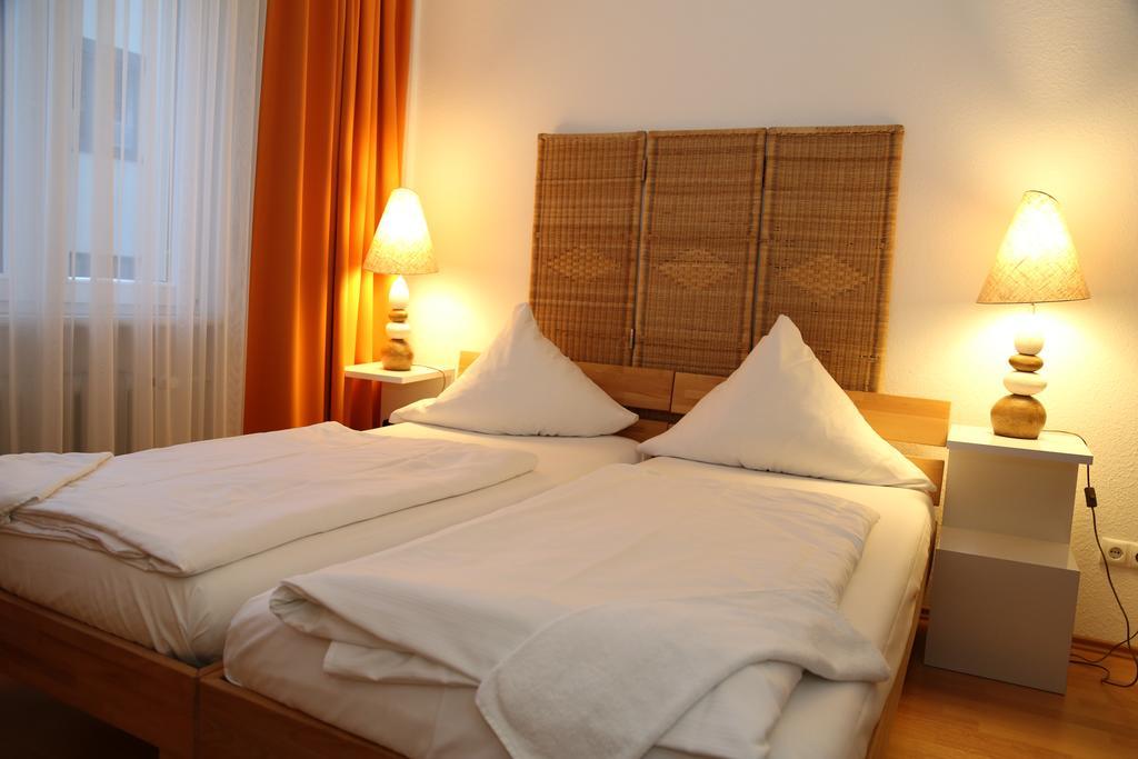 Hotel Löhndorf Bonn Rum bild
