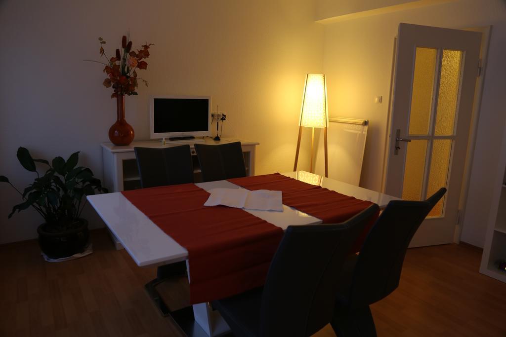 Hotel Löhndorf Bonn Rum bild